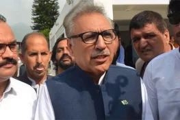 آرٹیکل 6 کیا ہے زندگی اور موت کی جنگ میں بھی یہاں ہوں، عارف علوی
