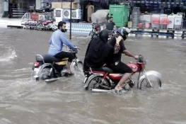 گجرات میں بارش، شہر سمیت 30 دیہات زیر آب