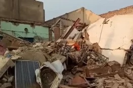 شدید بارشوں کے باعث چھت گر گئی، 3 مزدور جاں بحق