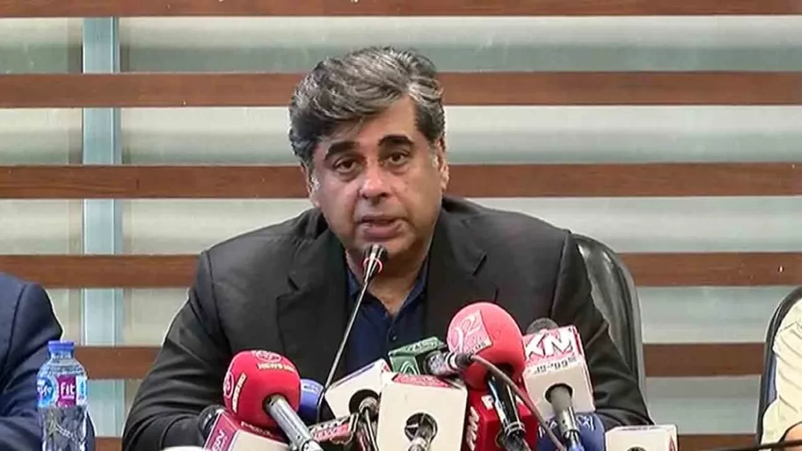 40 خاندانوں کو بچانے کے لیے پورے ملک کو داؤ پر نہیں لگانا چاہیے، سابق نگران وفاقی وزیر تجارت