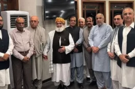 پی ٹی آئی اور جے یو آئی کا حکومت کو ٹف ٹائم دینے پر اتفاق