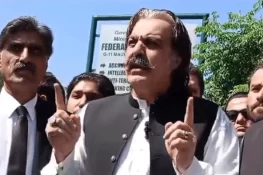 جلسہ ملتوی کرنے کیلئے اسٹیبلشمنٹ نے مجھ سے رابطہ کیا تھا، علی امین گنڈاپور