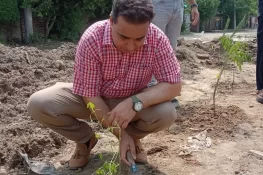 عزیز بھٹی ہسپتال گجرات ہسپتال میں شجرکاری مہم کا آغاز