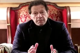 جلسہ ملتوی کرنے کو میری کمزوری نہ سمجھیں، عمران خان