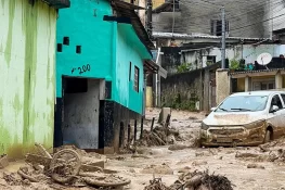 طوفانی بارشوں نے تباہی مچادی، 18 افراد ہلاک