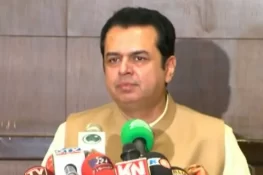 آئینی ترمیم کیلئے حکومت کے پاس صرف ایک ووٹ کی کمی رہ گئی ہے، طلال چوہدری