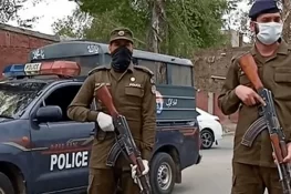 ڈاکوؤں اور پولیس کے درمیان مقابلہ، 2 ڈاکو ہلاک جبکہ 1 جوان شہید