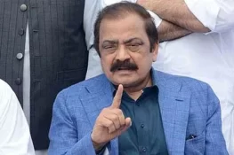 مولانا فضل الرحمان کو چھوڑ کر آئینی ترامیم کیلئے ارکان پورے کرنا درست نہ ہوگا، رانا ثناءاللہ