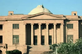 اہلیہ قتل کیس: شوہر اور دیور کی اپیلیں منظور، ملزمان بری