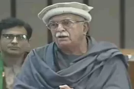 آئین کی بالادستی کے لیے ہم آپ کے ساتھ کھڑے ہیں، محمود خان اچکزئی