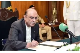 صدر مملکت آصف زرداری نے پریکٹس اینڈ پروسیجر ترمیمی آرڈیننس پر دستخط کر دیئے