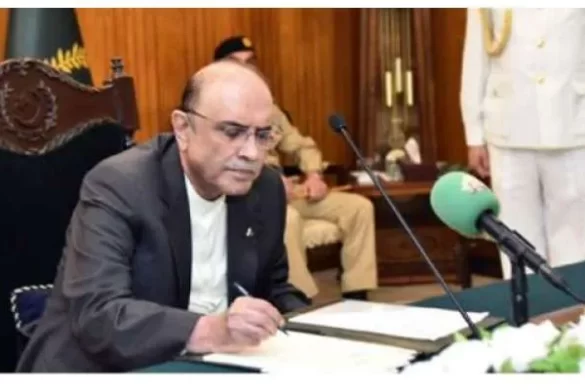 صدر مملکت آصف زرداری نے پریکٹس اینڈ پروسیجر ترمیمی آرڈیننس پر دستخط کر دیئے