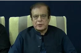 بیساکھیوں پر آنے والوں سے حکومت نہیں چل رہی: شبلی فراز