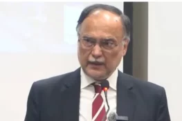 ماحولیاتی مسائل سے نمٹنے کیلئے گرین انرجی کو فروغ دینا ہو گا، احسن اقبال