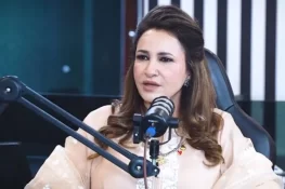 لڑکیوں کو خود مختار ہونے سے پہلے شادی کر لینی چاہیے، صبا فیصل