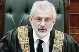 چیف جسٹس ریٹائرمنٹ سے پہلے چیمبر ورک پر چلے گئے