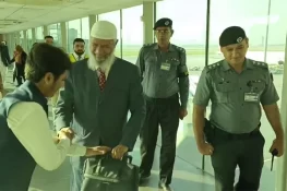 ڈاکٹر ذاکر نائیک 10 روزہ دورے پر کل کراچی پہنچیں گے