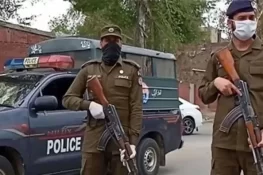 پولیس وین سے طالب علم کو ٹکر لگنے کا معاملہ،ایس ایچ او گرفتار 12 اہلکاروں کے خلاف مقدمہ درج