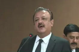 سپریم کورٹ کی غیر جانبداری اس کے فیصلوں سے نظر آئے گی، جسٹس طارق محمود