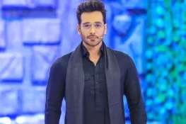 پاکستانی اداکاروں میں اکڑ ہے، بھارتی اداکار بہت ملنسار ہیں: فیصل قریشی