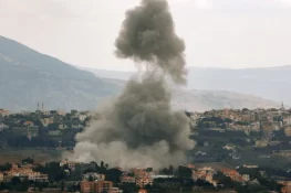 غزہ اور بیروت پر بمباری، درجنوں شہری شہید، 8 اسرائیلی ہلاک