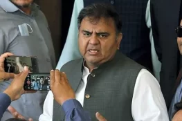 مولانا کی مرضی کے بغیر آئینی ترمیم آنا بہت مشکل ہے، فواد چوہدری