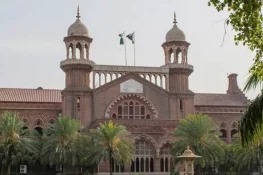 آلودگی کا باعث بننے والی فیکٹریوں کو گرانے کے احکامات جاری