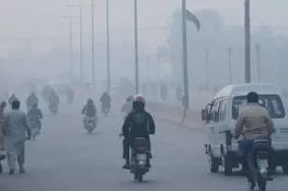 ہواؤں کا رُخ تبدیل، لاہور میں فضائی آلودگی میں کمی ہونے لگی