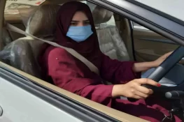 لاہور کے مختلف مقامات پر خواتین کیلئے 10 ڈرائیونگ سکولز قائم