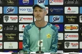 بابر اعظم عالمی کرکٹ کے بہترین بلے بازوں میں سے ایک ہیں: جیسن گلیسپی