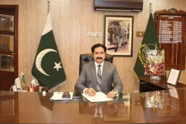 آوارہ کتوں کے حملے میں دو سالہ بچے کی ہلاکت پر ڈپٹی کمشنر کا متاثرہ خاندان سے اظہار افسوس