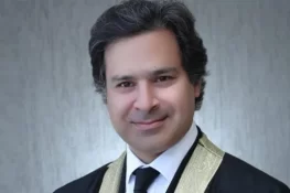 جسٹس میاں گل حسن اورنگزیب ڈینگی بخار میں مبتلا