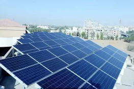 سولر پینلز کی درآمد میں کمی، قیمتوں میں اضافے کا امکان