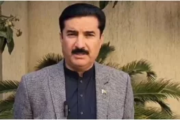 مولانا فضل الرحمان پی ٹی آئی کے سیاسی مسیحا ہیں، فیصل کریم کنڈی