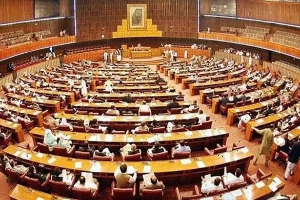 چیئرمین سینیٹ کا پارلیمانی لیڈر سے رابطہ، خصوصی کمیٹی کیلئے نام پیش کرنے کی ہدایت