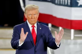 ٹرمپ کا مختلف ممالک سے درآمد اشیاء پر ٹیکس لگانے کا اعلان