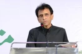 جس طرح ملک چلایا جا رہا ہے اس طرح نہیں چل سکتا: خالد مقبول صدیقی