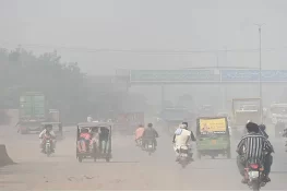 فضائی آلودگی، خشک کھانسی اور سانس کی دشواری والے مریضوں میں اضافہ