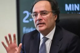 ہم درست سمت میں جارہے ہیں، طویل سفر باقی ہے: وزیر خزانہ