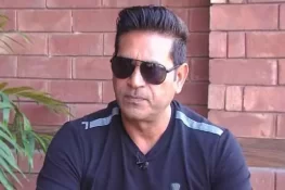 عاقب جاوید کو وائٹ بال کا ہیڈ کوچ مقرر کرنے کا فیصلہ