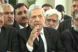 حامد خان کا 30 نومبر کو پنجاب بھر سے وکلا تحریک شروع کرنے کا اعلان