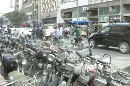 گجرات: ایک دن میں موٹر سائیکل چوری کی 5 وارداتیں