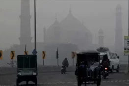 فضائی آلودگی، انتظامیہ نے چنگ چی رکشوں پر پابندی لگادی