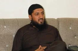 تختی مافیا نے قینچیاں پکڑ رکھی ہیں اور ضلع گجرات کو اکھاڑ پچھاڑ کر اپنا رانجھا راضی کر رہے ہیں، عابد رضا کوٹلہ