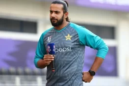 عماد وسیم کا کرکٹ سے ریٹائرمنٹ کا اعلان