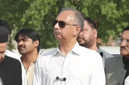 انسان ہوں یا فرشتے، مذاکرات کیلئے تیار ہیں: عمر ایوب