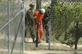 بدنام زمانہ گوانتانامو جیل سے ایک اور قیدی 22 سال بعد رہا