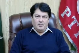 اسلحہ جمع کرانے کے بعد راستے مکمل طور پر کھول دیے جائیں گے، بیرسٹر سیف