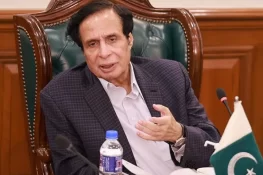 گجرات میں ہمارے اربوں روپے کے منصوبوں کو سیاسی انتقام کی بھینٹ چڑھایا گیا: پرویز الٰہی