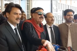 حکومت اور تحریک انصاف کے مذاکرات سے نکلنا کچھ نہیں، شیخ رشید